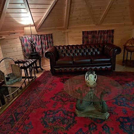 Antler Lodge Rushton Spencer Dış mekan fotoğraf